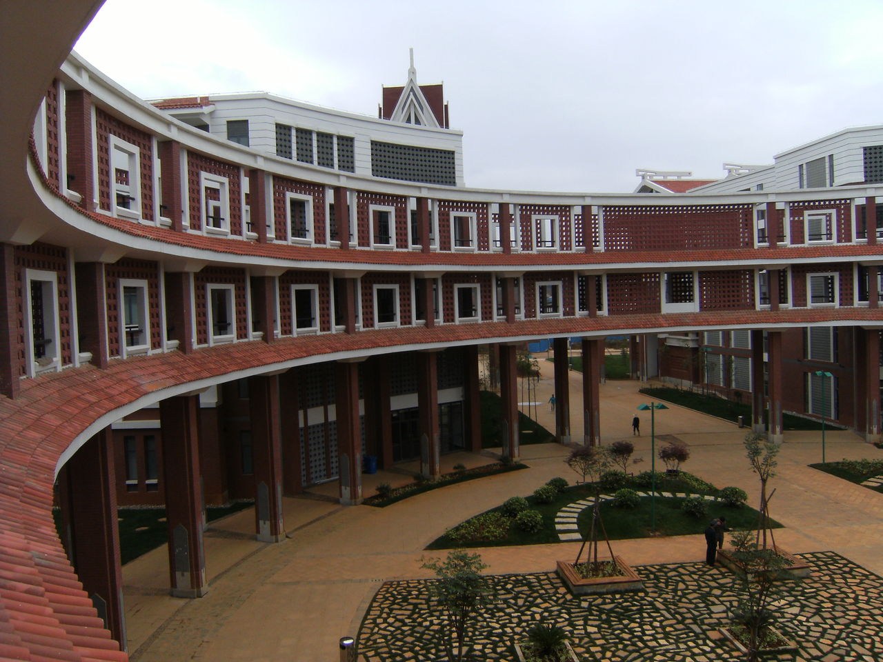 云南民族大学雨花校区