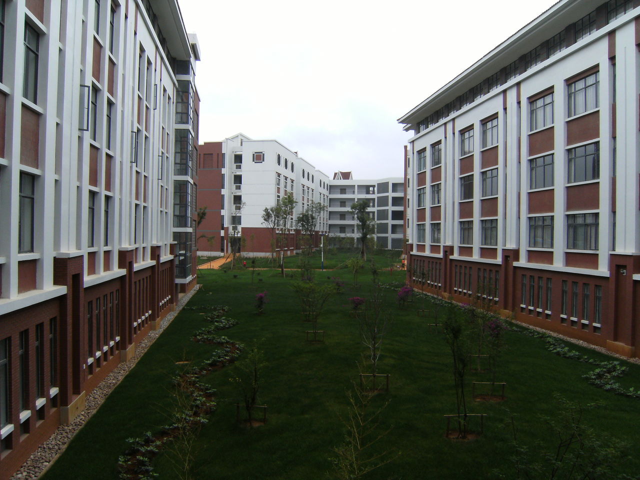 云南民族大学雨花校区